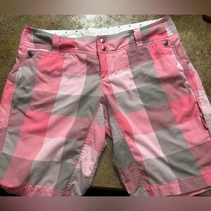 lululemon athletica Pink and Gray Plaid Women Golf Shorts
